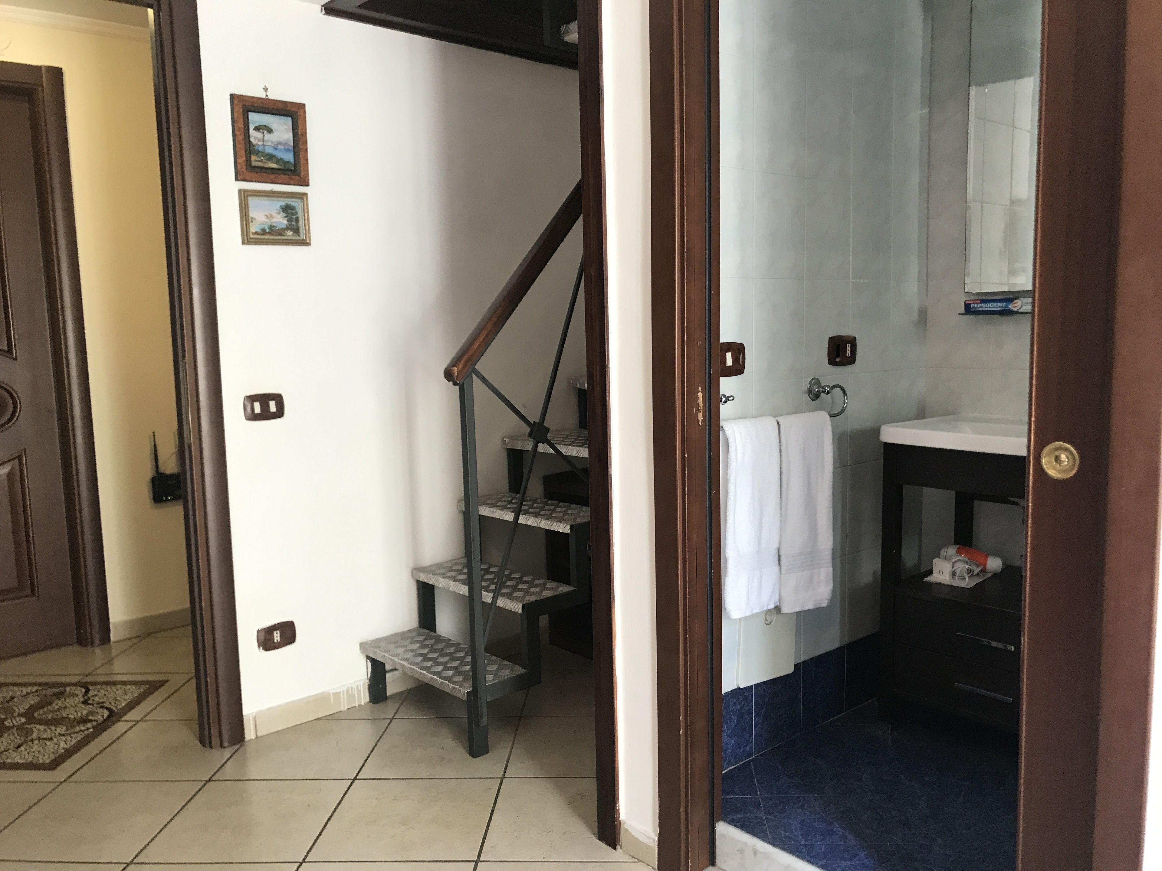 1 bedroom, down duvets, pillow-top beds, minibar