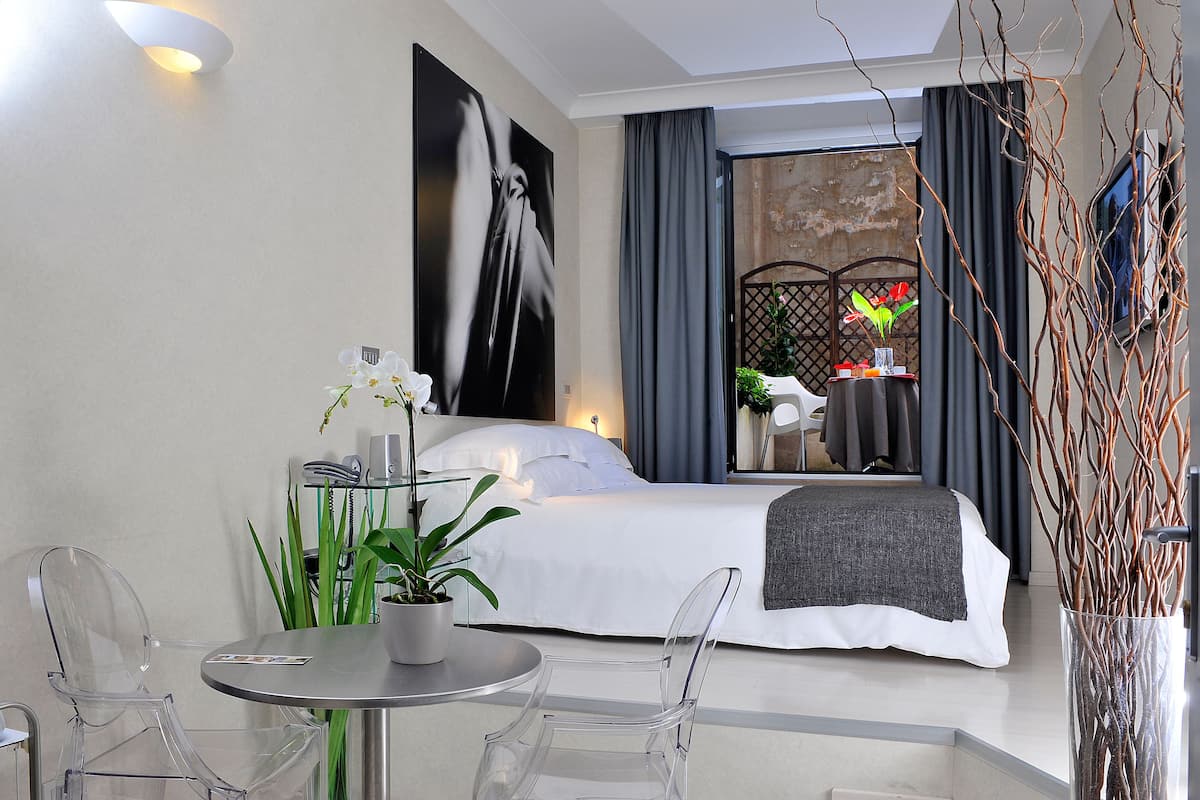 Superior Double Room, Terrace, Courtyard View | View from room