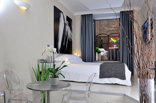 Habitació doble superior, terrassa, vistes al pati | Vista des de l'habitació