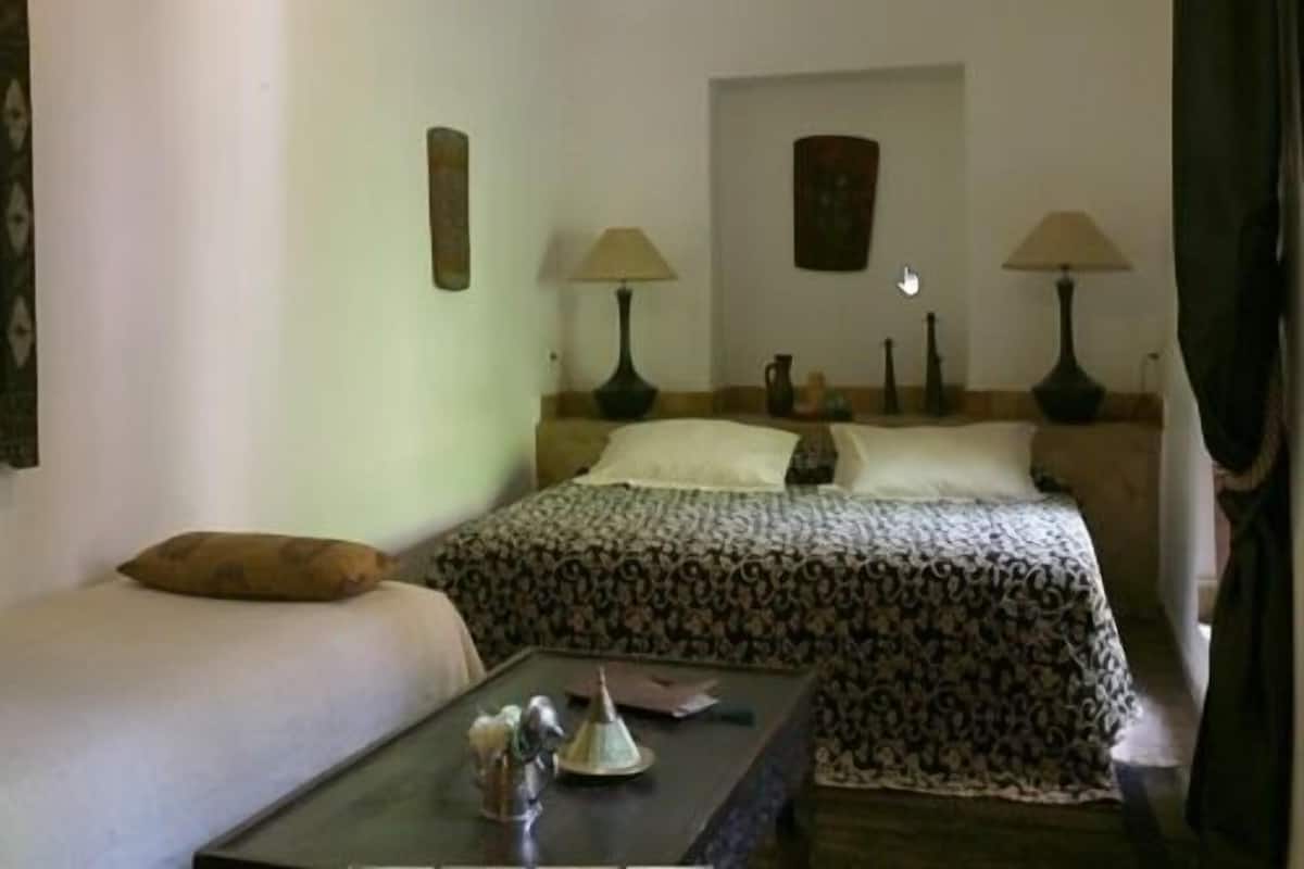 Superior Triple Room, Private Bathroom (Cherafa)