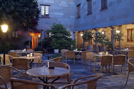 Restaurante al aire libre. Parador De Cambados