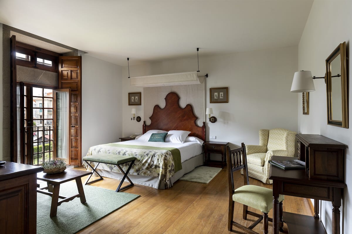 superior double room, 1 bedroom | minibar, in-room safe, desk, free wifi