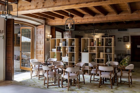 Cafetería. Parador De Cambados