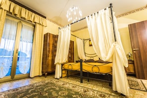 Suite presidencial, 1 dormitori, terrassa, zona enjardinada | 1 dormitori i llençols italians de la marca Frette
