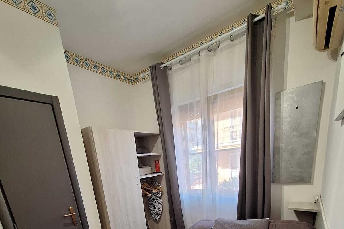Habitación junior doble, 1 habitación, baño privado, vistas al jardín | Sábanas italianas Frette y ropa de cama de alta calidad