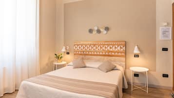 Minibar, desk, iron/ironing board, free cots/infant beds