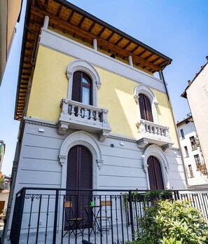 Front of property - VILLINO MILANO (Milan)