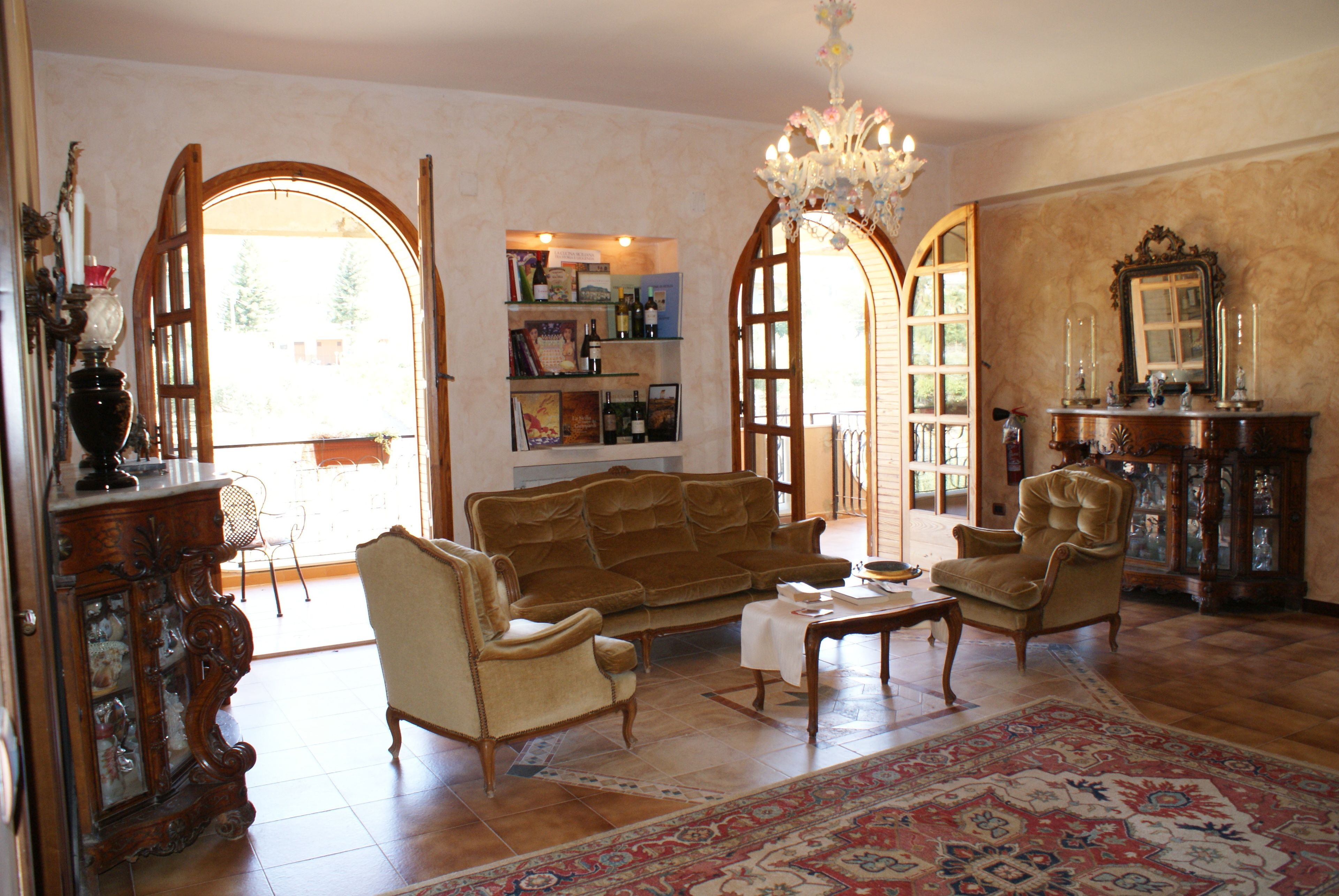 Coin salon dans le hall