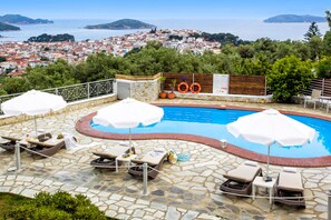 Garden - Blue Horizon Studios (Skiathos)