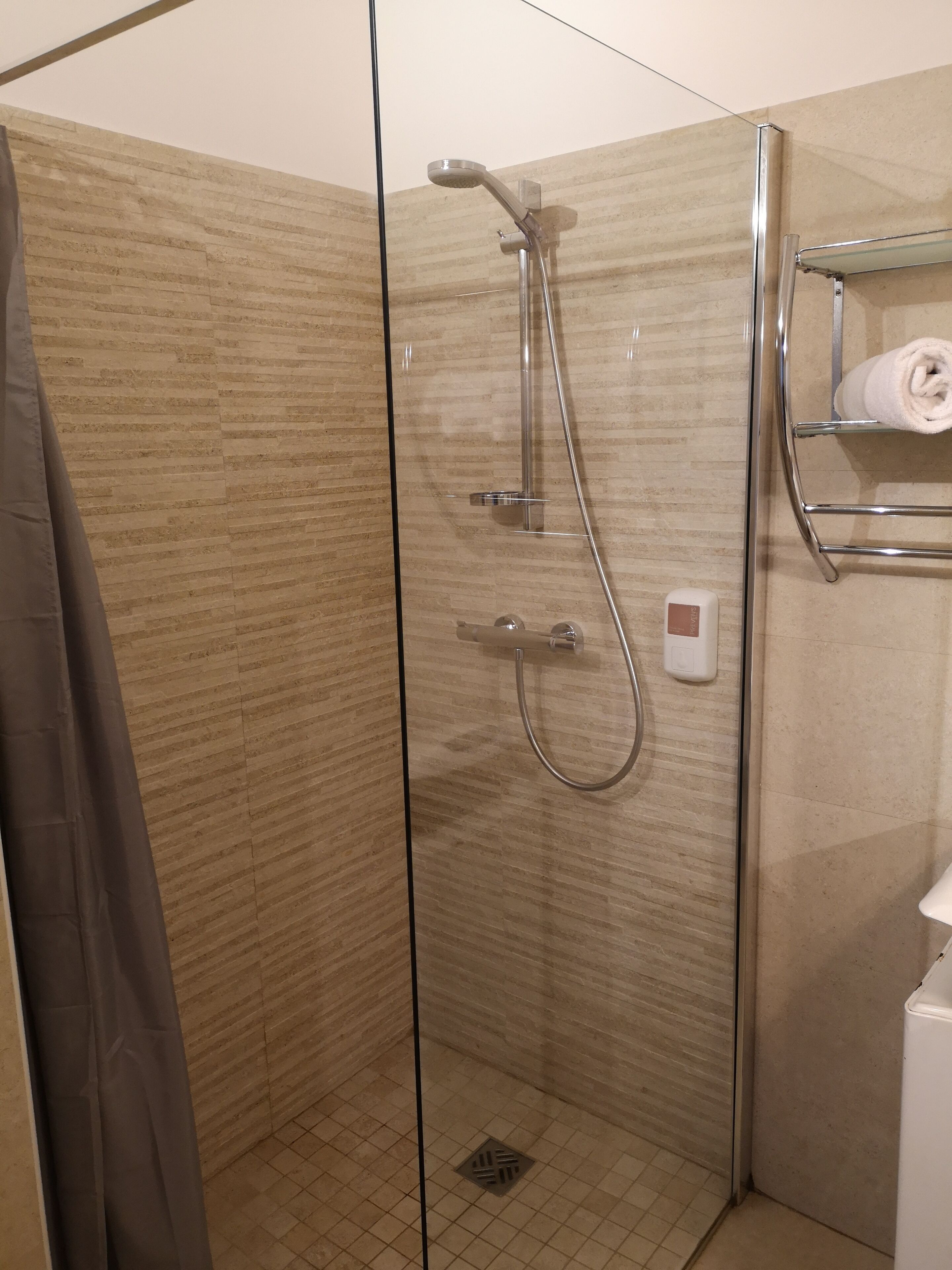 apartment, 1 double bed, kitchen | bathroom | shower, free toiletries, hair dryer, towels