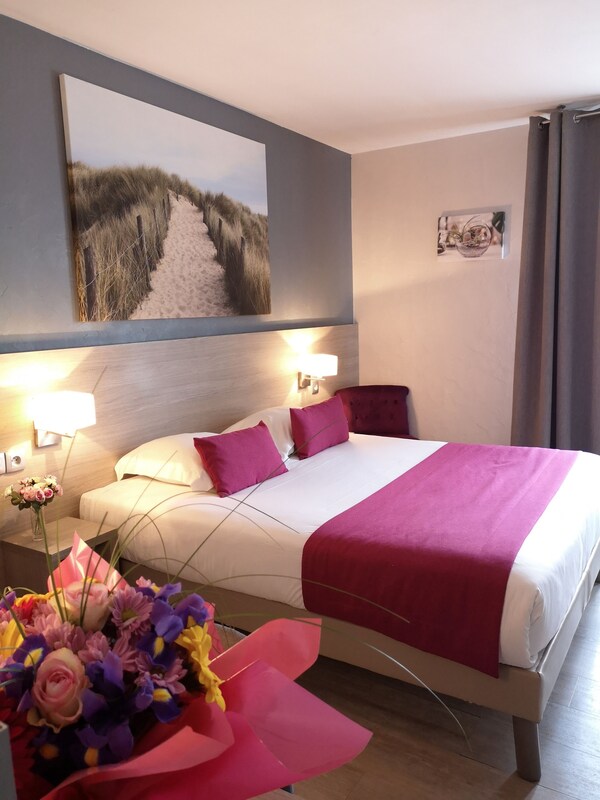 Atoll Hotel - Fréjus