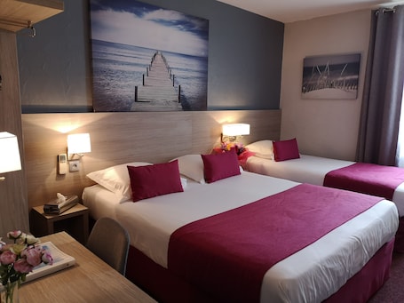 Family Room, Balcony | In-room safe, desk, blackout drapes, soundproofing. Atoll Hotel
