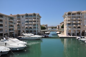 Marina - Atoll Hotel (Fréjus)