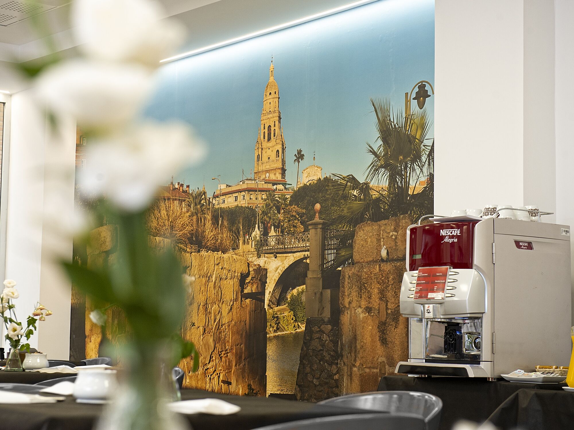 Colazione a buffet, servita tutte le mattine (8 EUR a persona) 