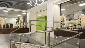 Pintu masuk interior