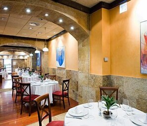 Se sirven comidas y cenas 