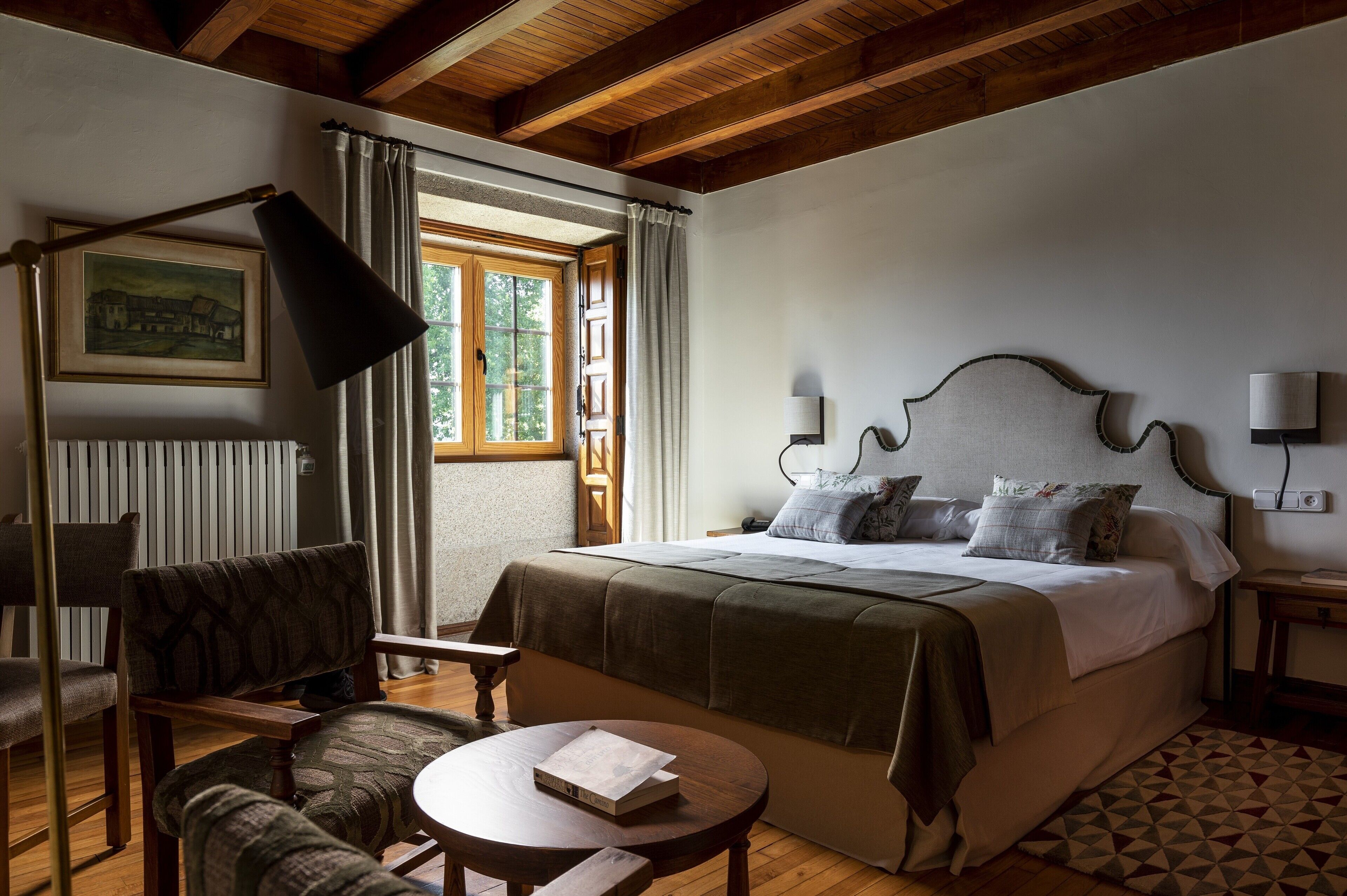 superior double or twin room | 1 bedroom, premium bedding, minibar, in-room safe