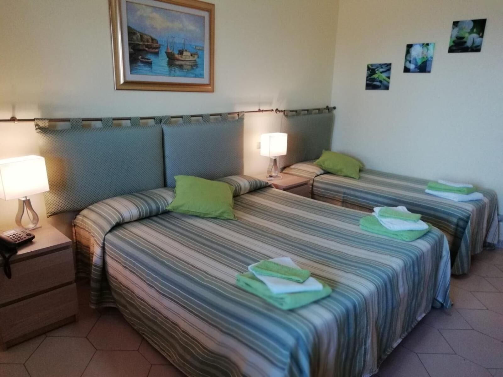 premium bedding, select comfort beds, minibar, in-room safe