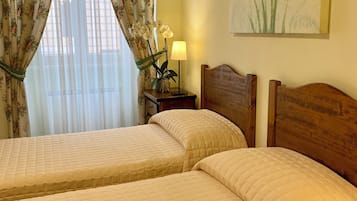 Double or Twin Room | In-room safe, desk, free WiFi, bed sheets