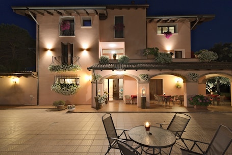 Front of property - evening/night