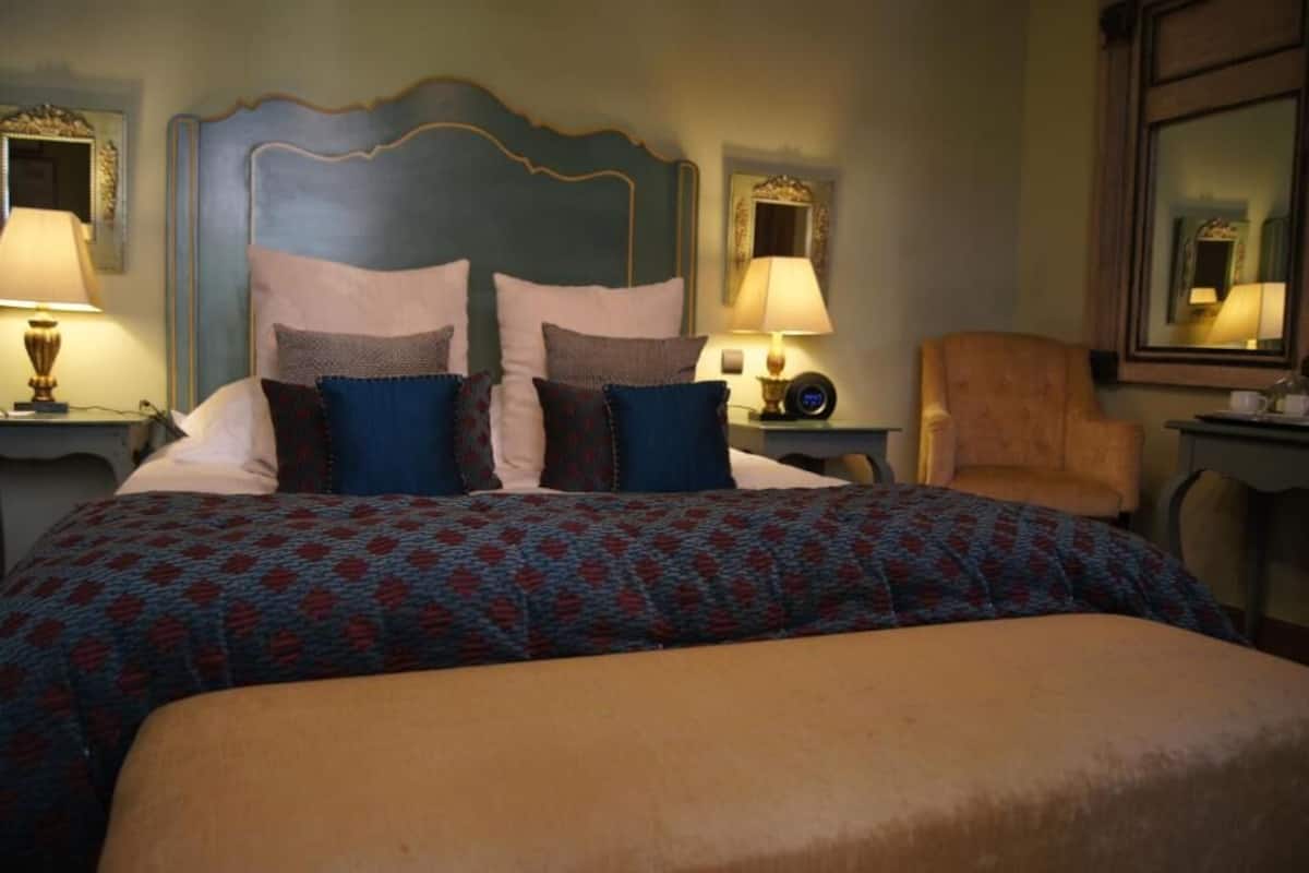 Luxe beddengoed, een minibar, gratis wifi, beddengoed