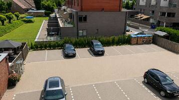 Free self parking