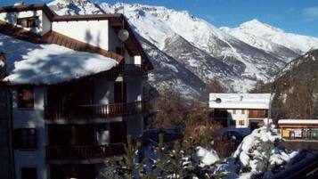 Pemandangan dari hartanah