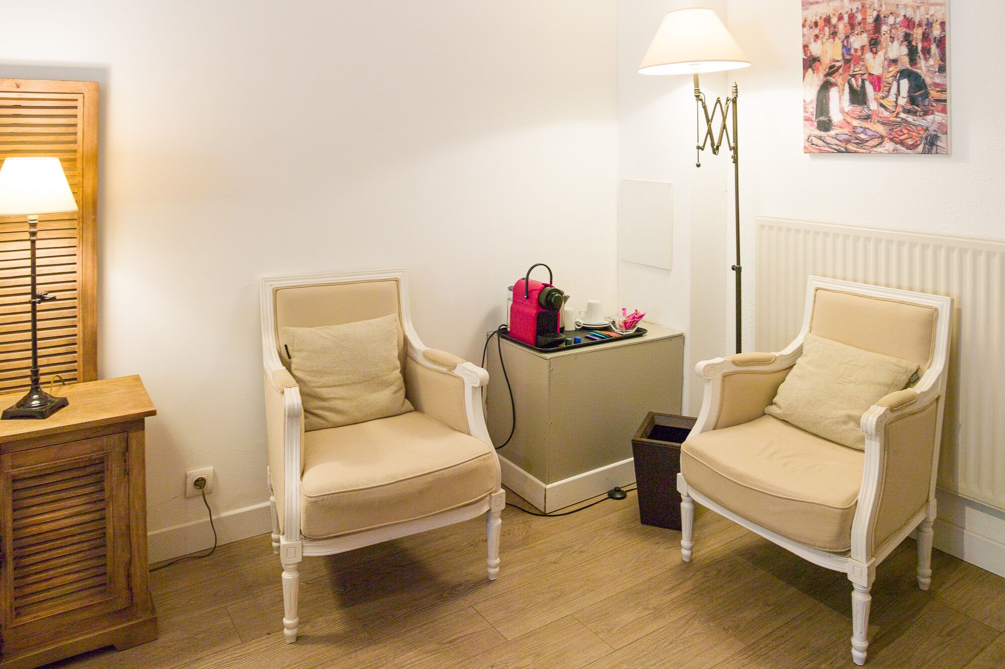 chambre double supérieure climatisée | 1 bedroom, in-room safe, soundproofing, cots/infant beds