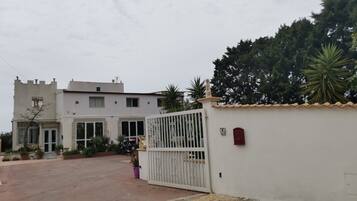 Façade de l’hébergement