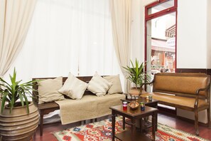 منطقة الجلوس في الردهة