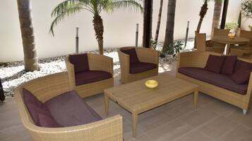 TĂ€gliches FrĂŒhstĂŒcksbuffet gegen GebĂŒhr