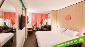 1 bedroom, premium bedding, in-room safe, desk