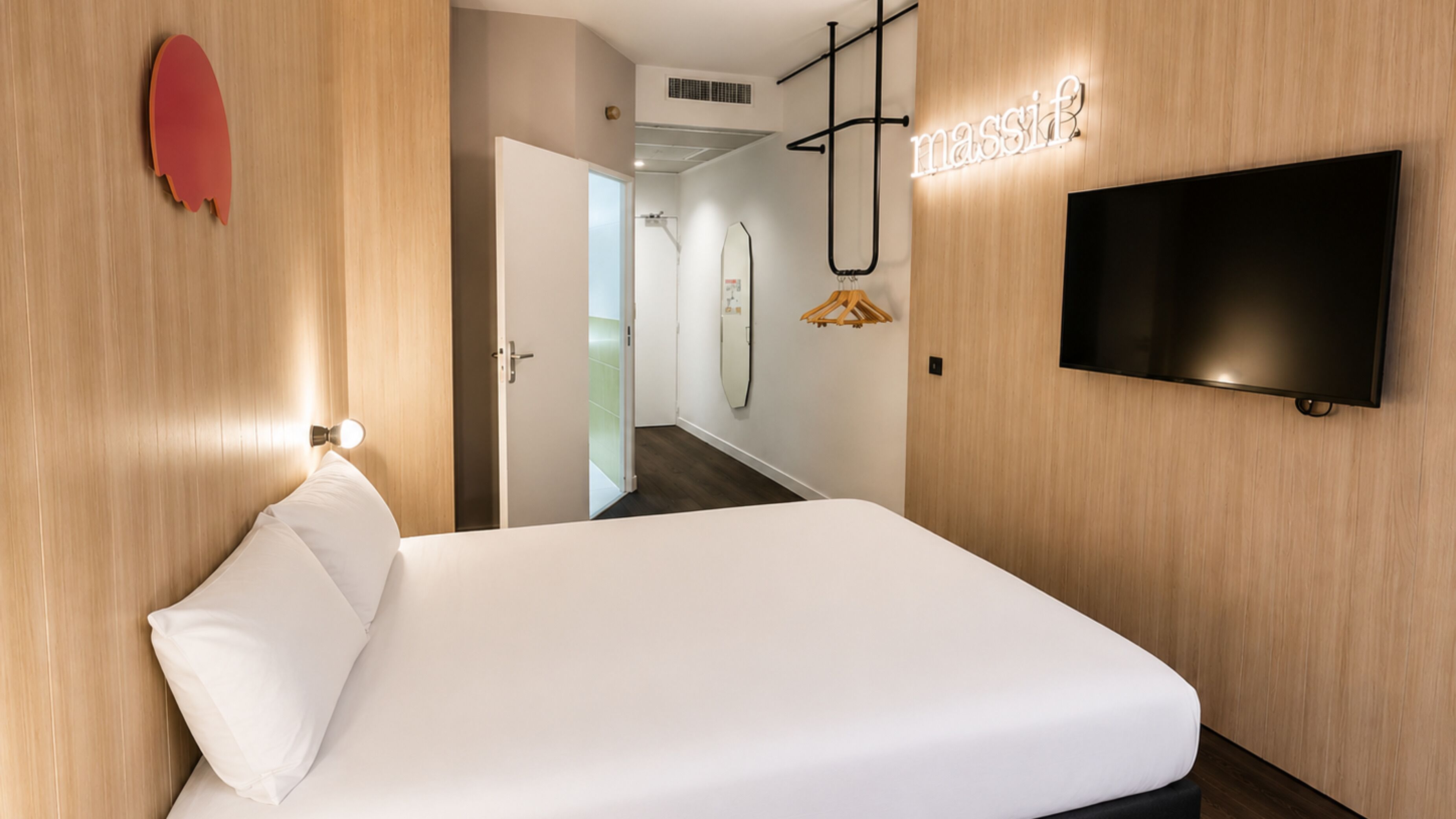 Room, 1 Queen Bed, Accessible