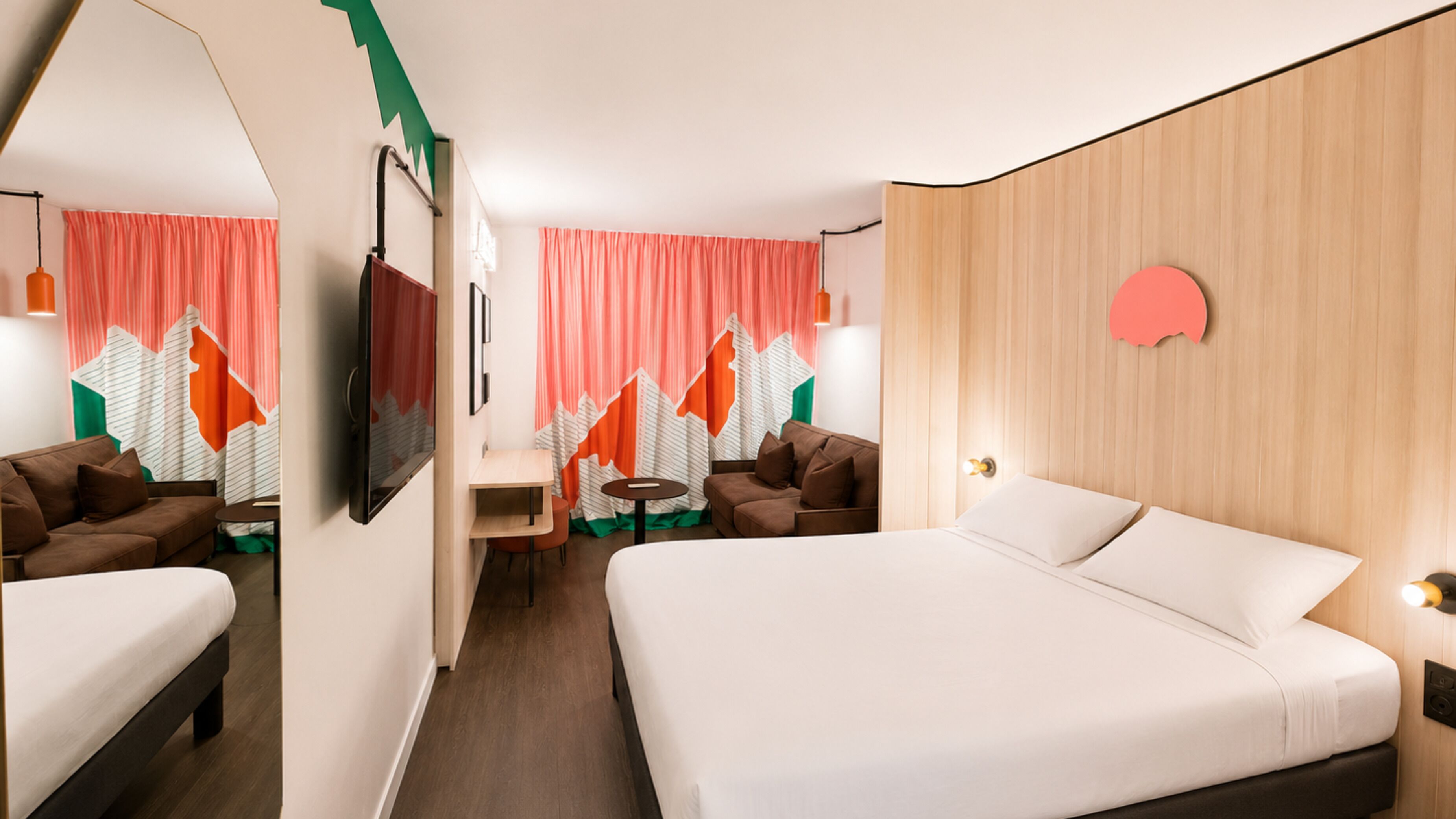 1 bedroom, premium bedding, in-room safe, desk