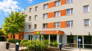 Standaard kamer, Meerdere bedden | Terras