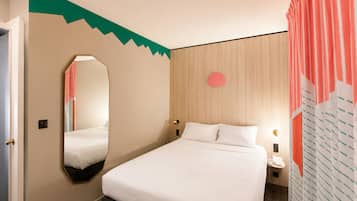 1 bedroom, premium bedding, in-room safe, desk