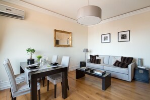 Suite, City View (Belvedere) | In-room dining - Tornabuoni Suites Collection (Florence)