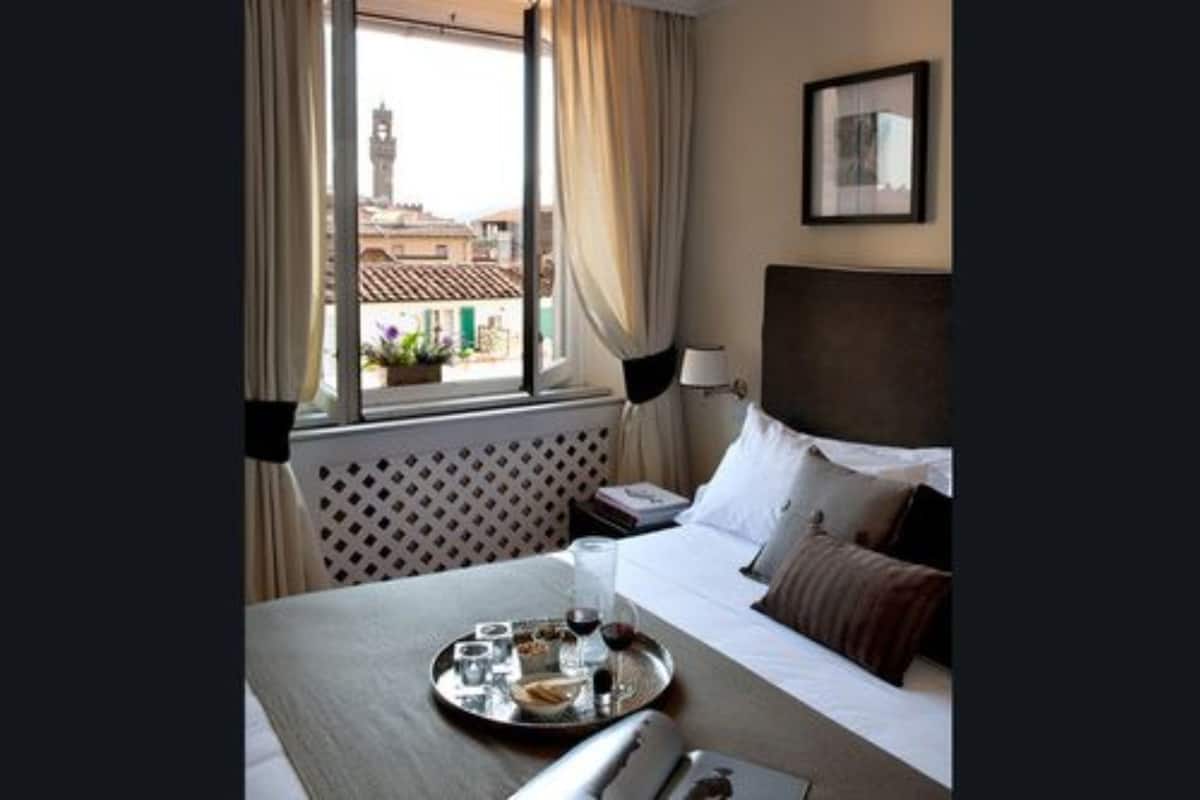 Suíte superluxo, vista para a cidade | Vista do quarto