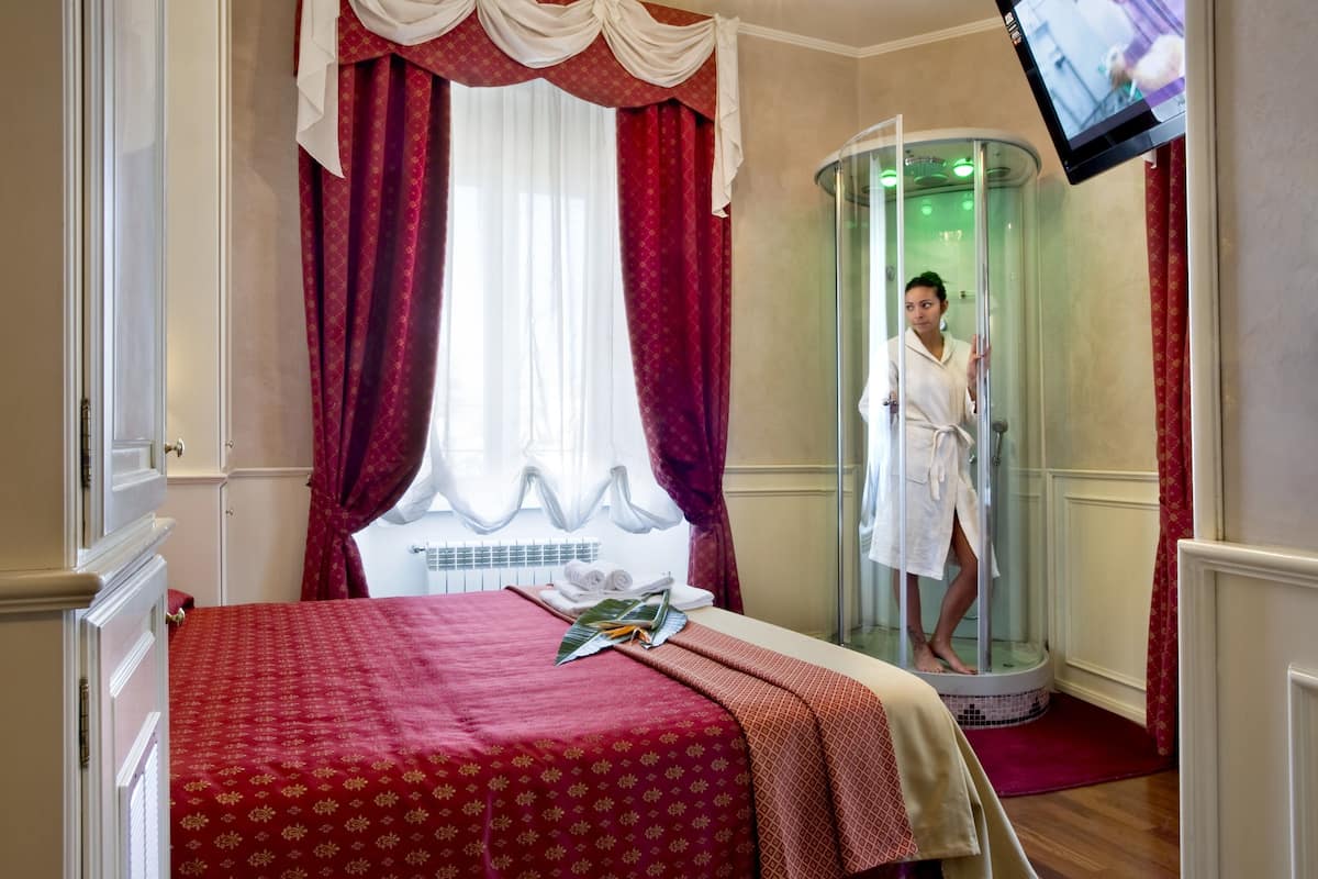 Double or Twin Room | Cadar Frette Itali, peralatan tempat tidur premium, gebar bulu kapas 