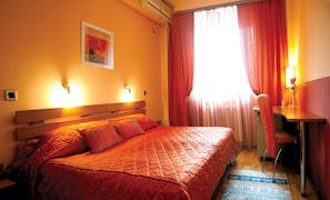 Hypo-allergenic bedding, memory foam beds, minibar, in-room safe