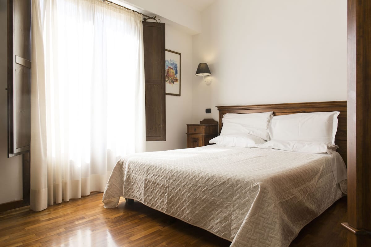 1 bedroom, minibar, in-room safe, desk