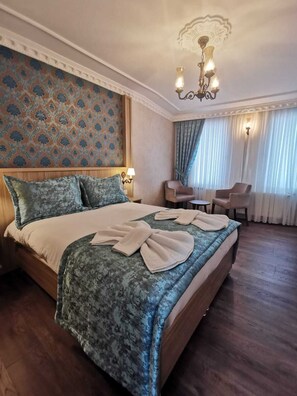 Deluxe Double Room, Sea View | Select Comfort beds, minibar, free WiFi, bed sheets