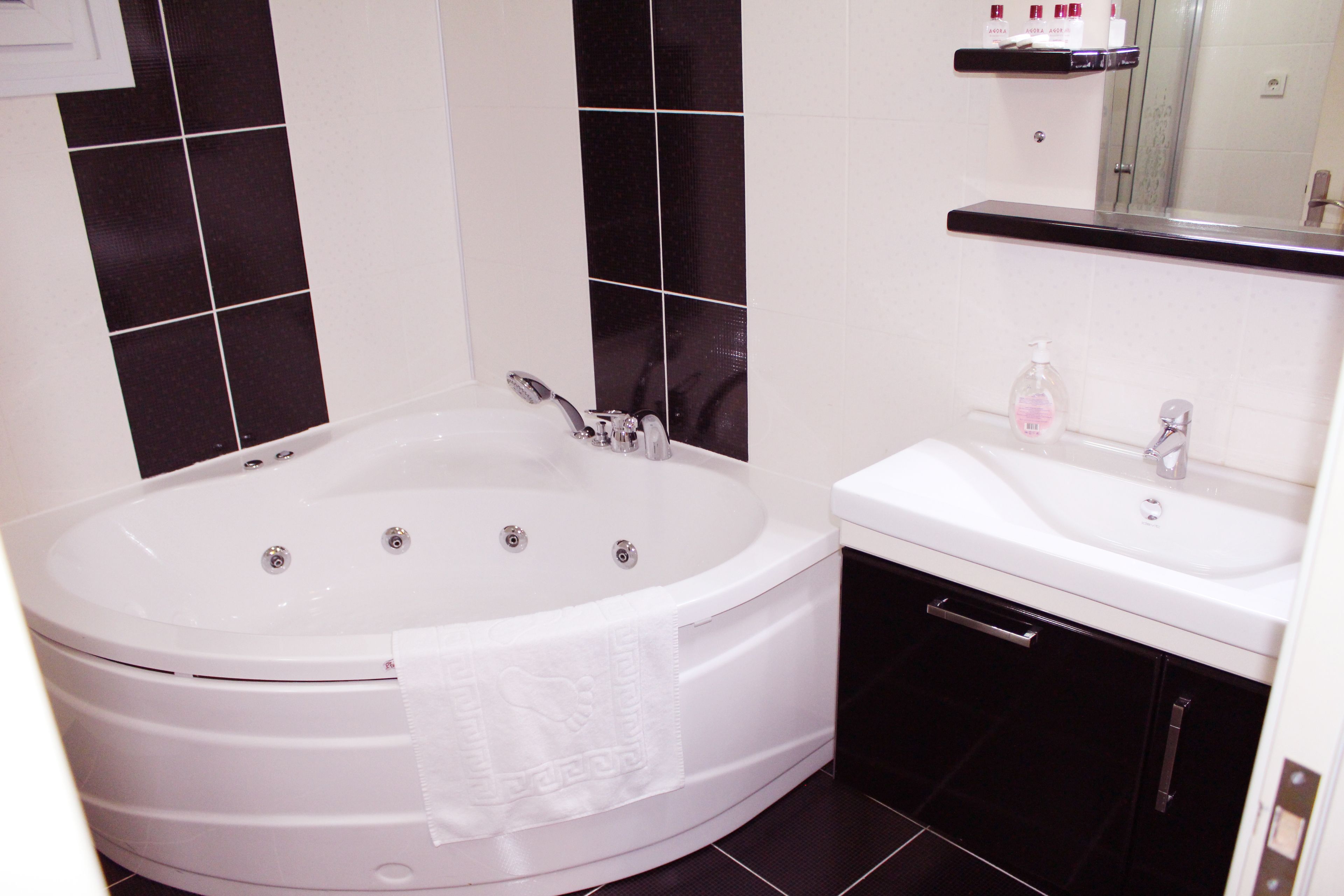 Foto - Agora Boutique Hotel & Bistro