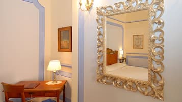 2 bedrooms, premium bedding, down comforters, pillowtop beds