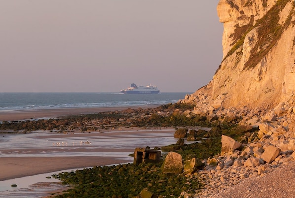 Beach nearby - Hôtel Saint Jean (Wimereux)