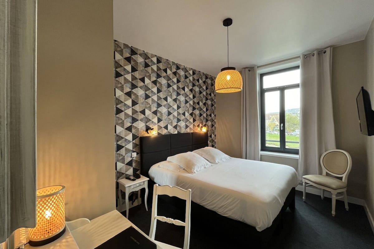 superior double room, river view | select comfort beds, desk, soundproofing, free wifi