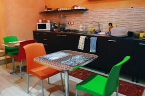 Cafetière/bouilloire, bouilloire électrique