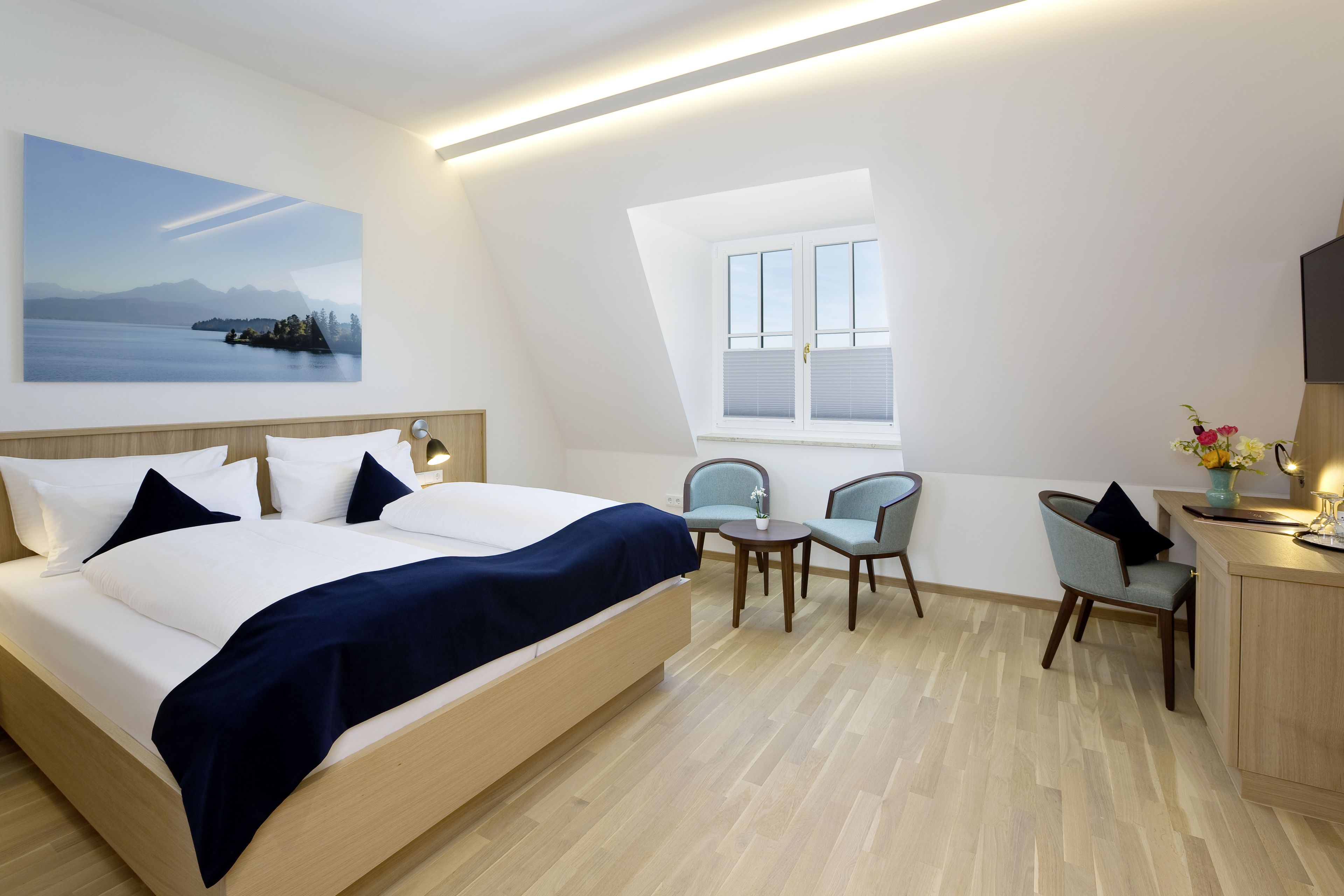 superior double room | premium bedding, in-room safe, individually decorated, soundproofing