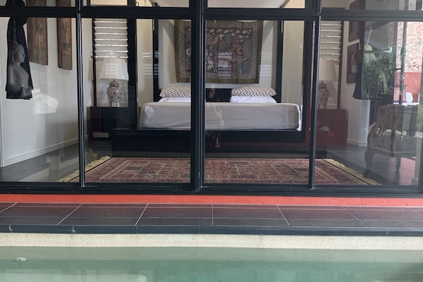 Executive Villa | Premium bedding, pillowtop beds, minibar, in-room safe