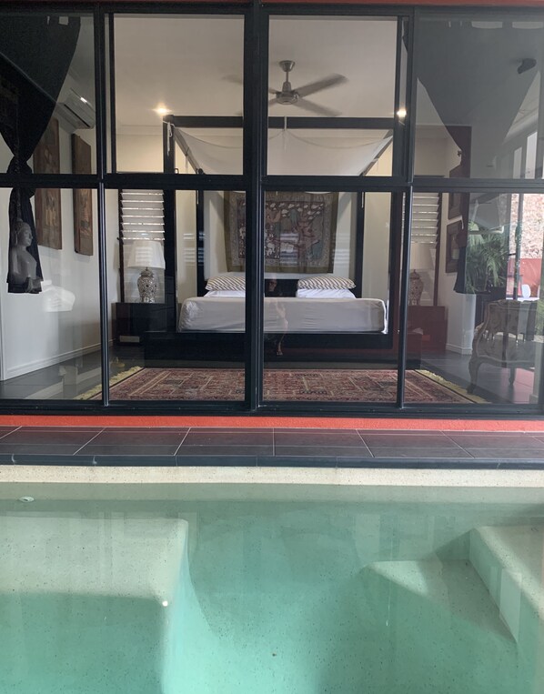 Executive Villa | Premium bedding, pillow-top beds, minibar, in-room safe - Mai Tai Resort (Shannonvale)